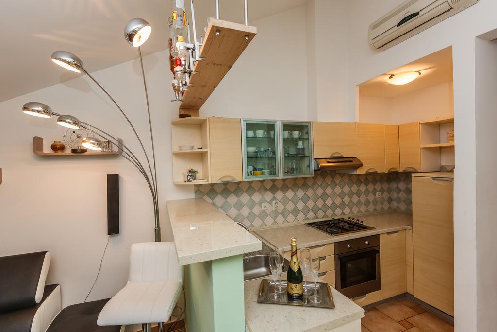 Apartments Ruzic Σπλιτ Δωμάτιο φωτογραφία